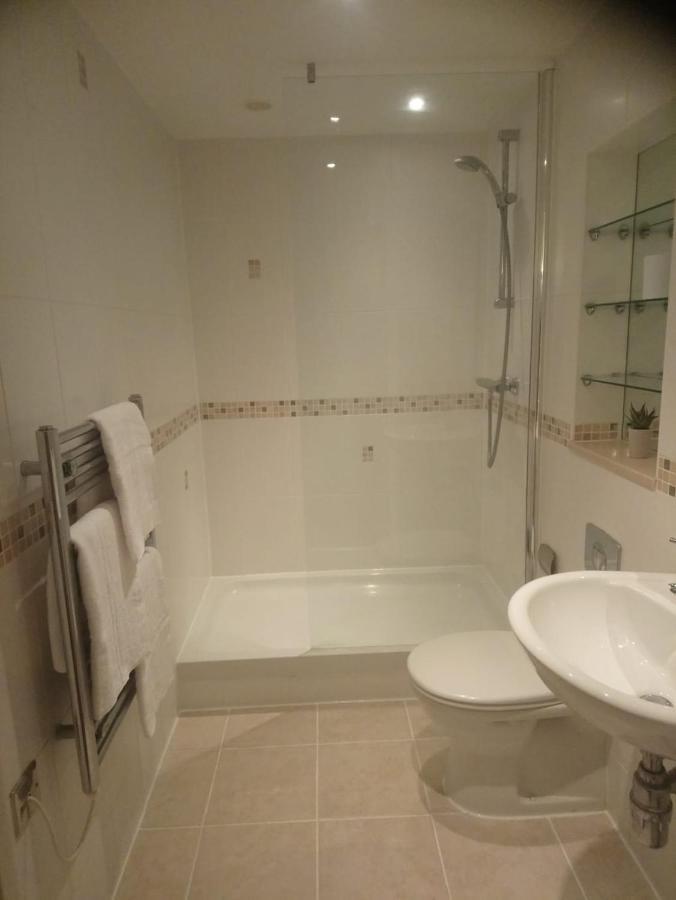 1 Bedroom Flat In Sheffield City Centre-Sleeps 4 エクステリア 写真
