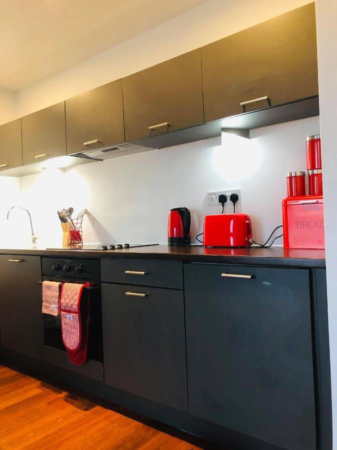 1 Bedroom Flat In Sheffield City Centre-Sleeps 4 エクステリア 写真